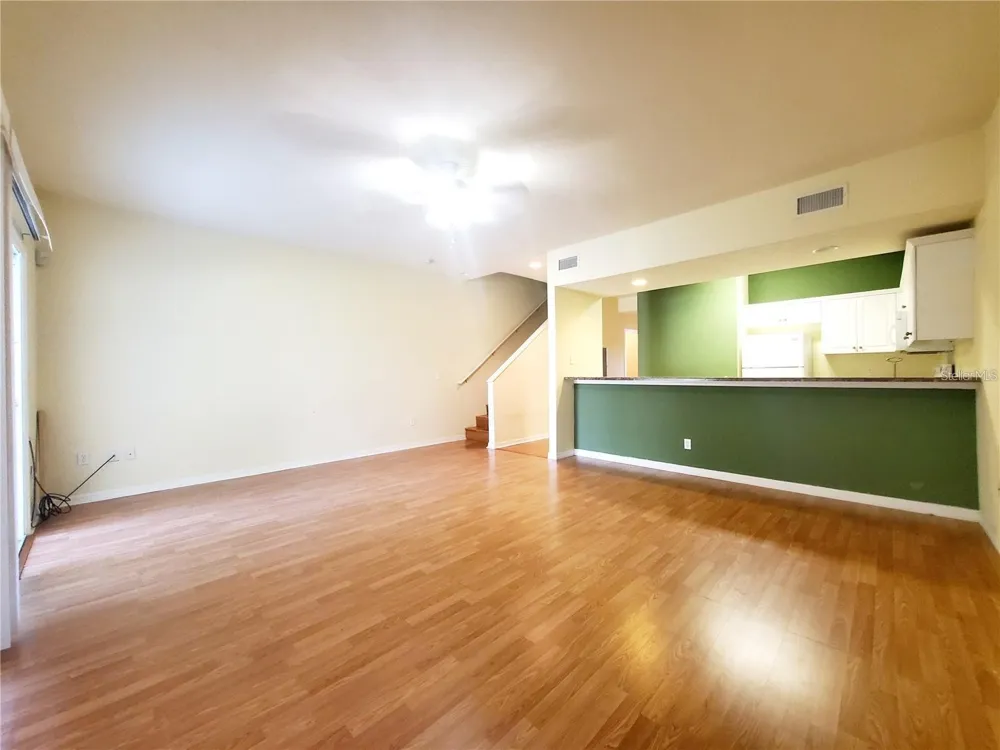 1561 NW 29TH ROAD #8 Gainesville, FL 32605