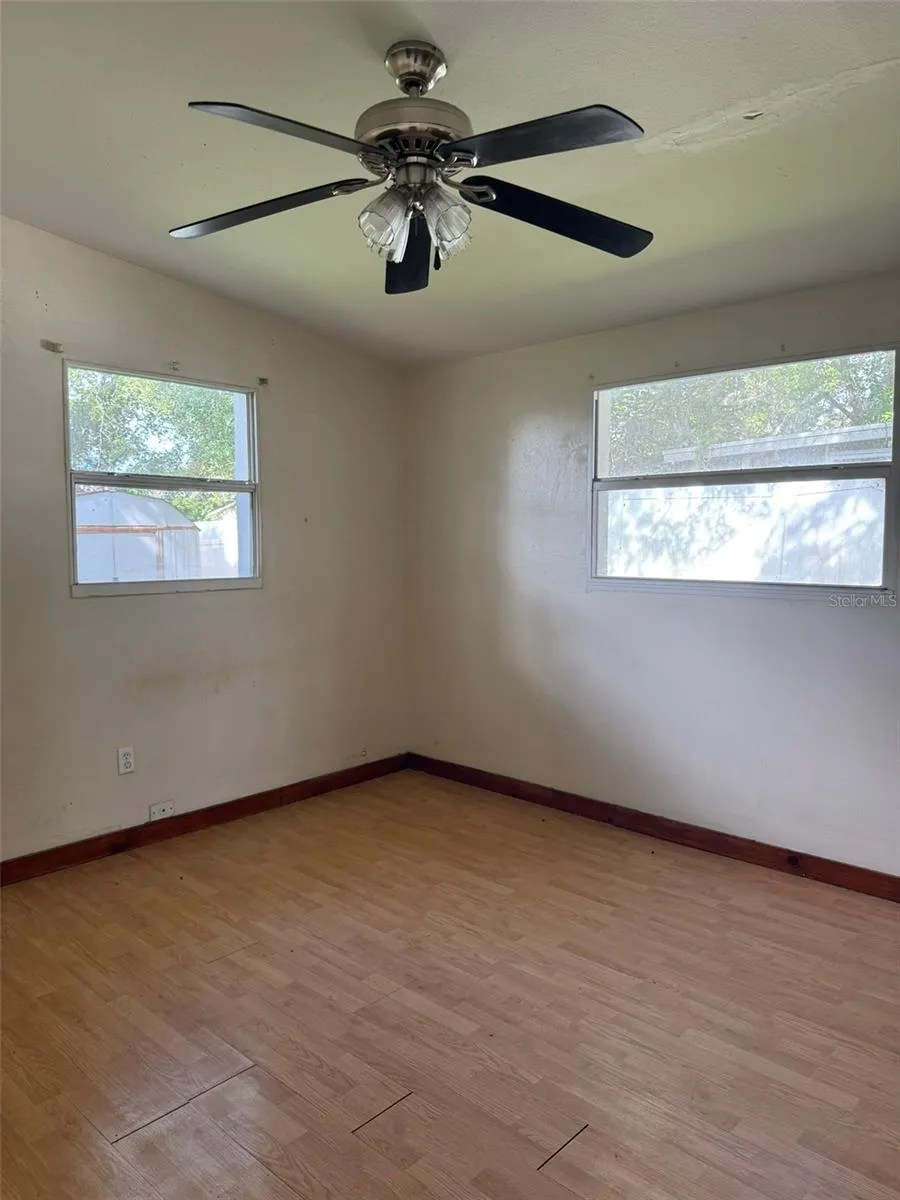 3033 KAREN AVENUE Largo, FL 33774