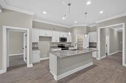 404 Blanchard Loop Loop