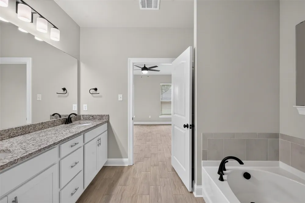 404 Blanchard Loop Loop Bossier City, LA 71111
