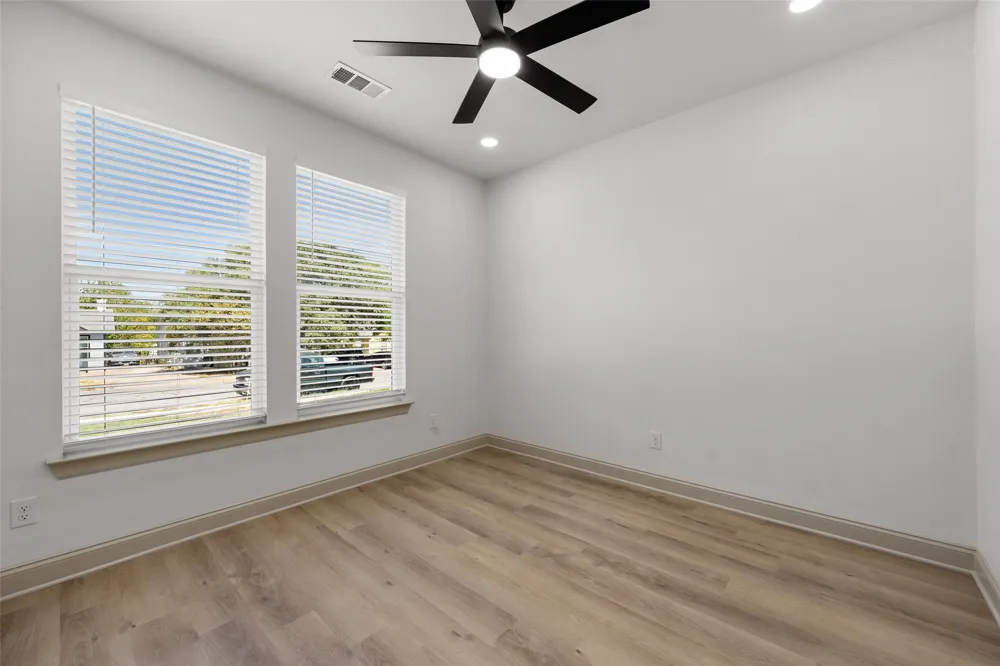 3610 Grim Avenue Waco, TX 76710