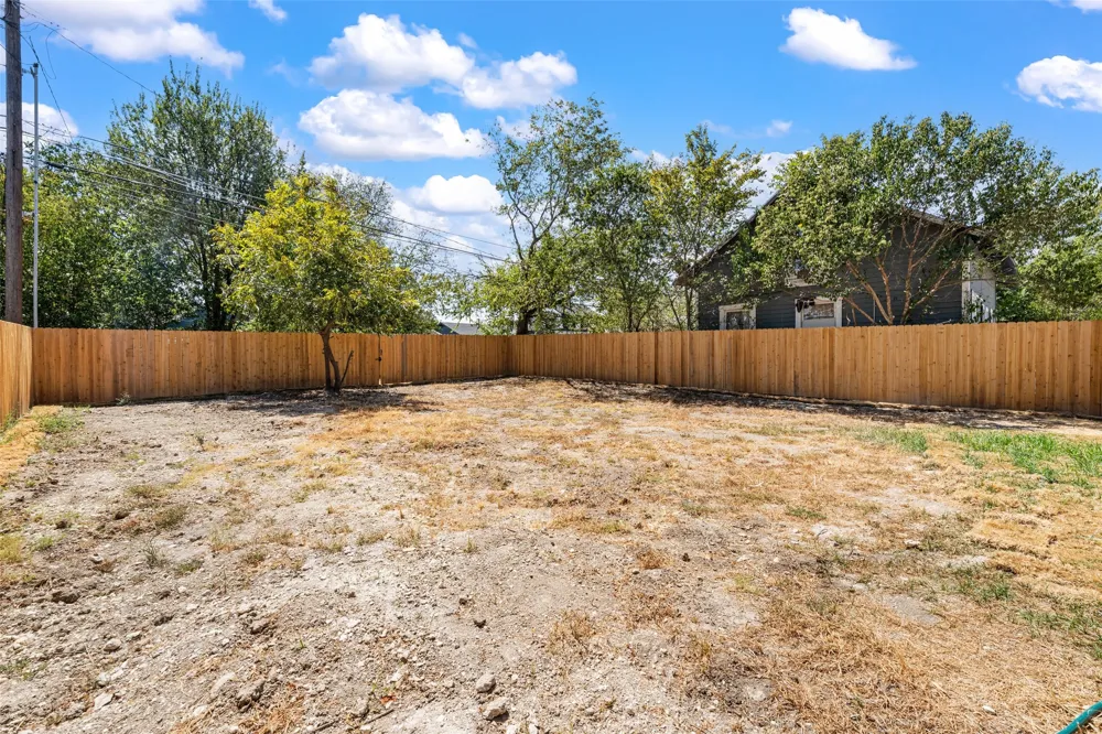 3610 Grim Avenue Waco, TX 76710