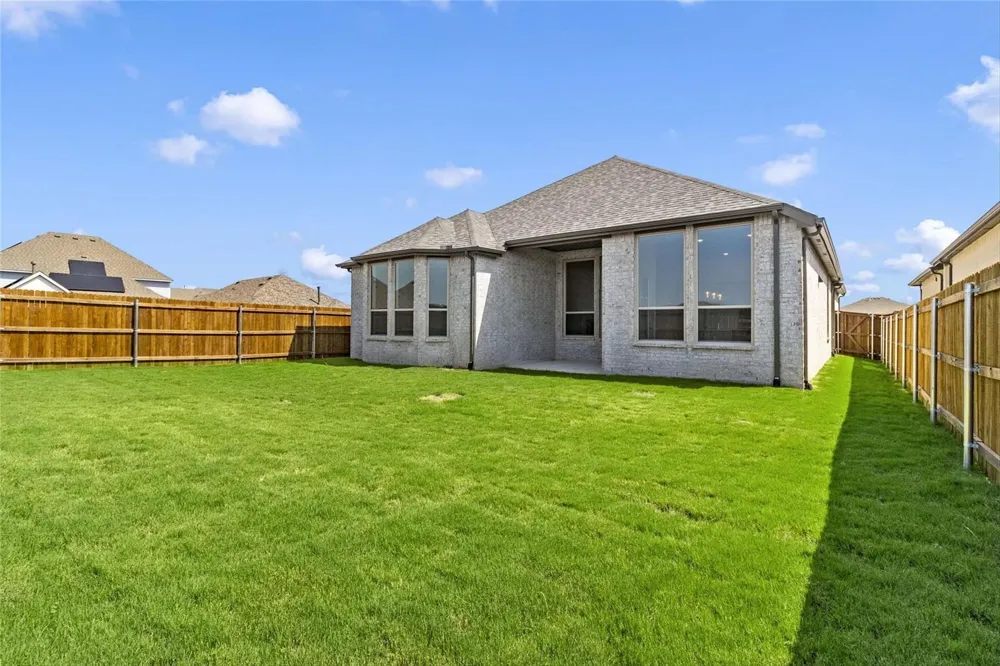 4016 Grotto Drive Royse City, TX 75189