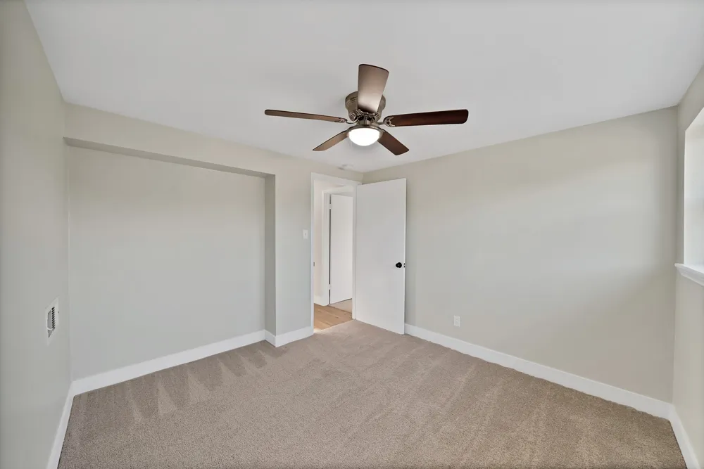 1213 Walker Drive Hurst, TX 76053