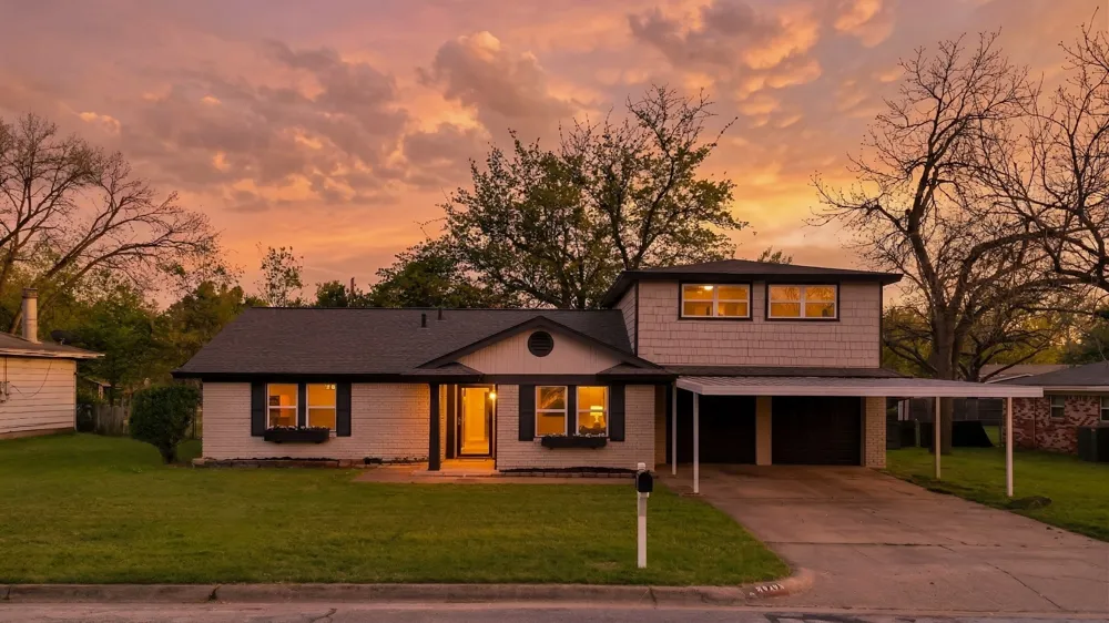 1213 Walker Drive Hurst, TX 76053