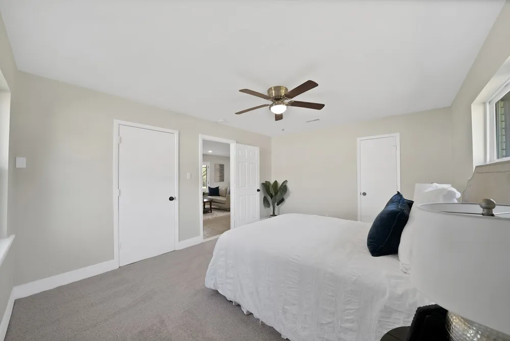 1213 Walker Drive Hurst, TX 76053