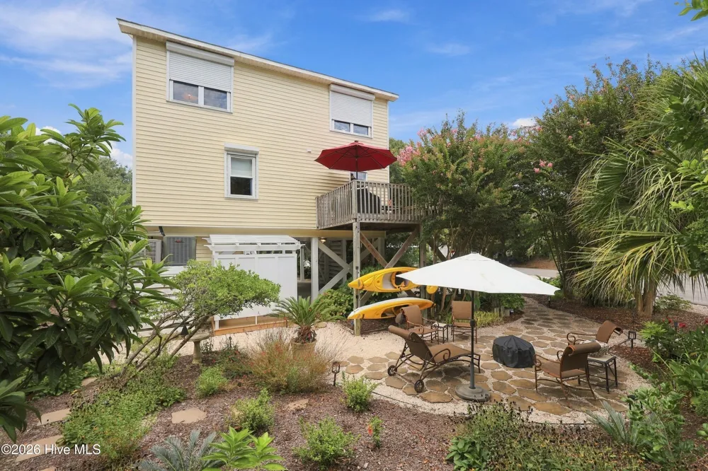 11 Shell Court Surf City, NC 28445