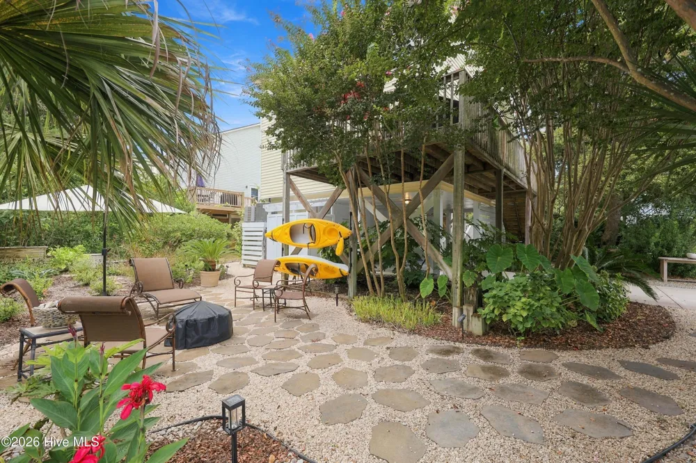 11 Shell Court Surf City, NC 28445