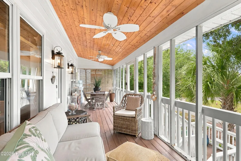 11 Shell Court Surf City, NC 28445