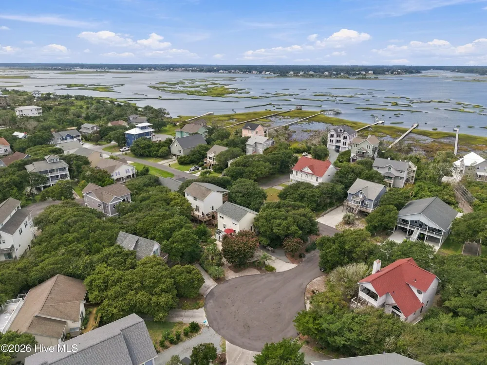 11 Shell Court Surf City, NC 28445