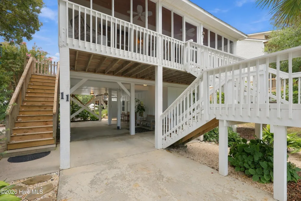 11 Shell Court Surf City, NC 28445