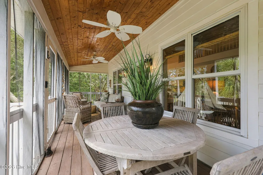 11 Shell Court Surf City, NC 28445