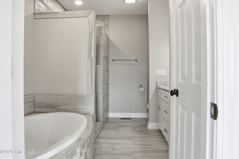 91 Small Drive Elizabeth City, NC 27909