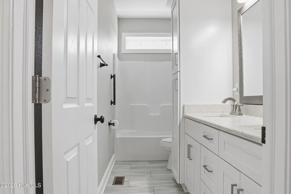 91 Small Drive Elizabeth City, NC 27909