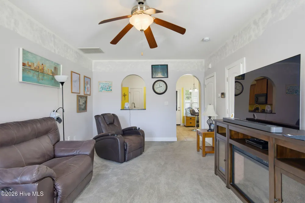 106 Parrot Landing Drive Hubert, NC 28539