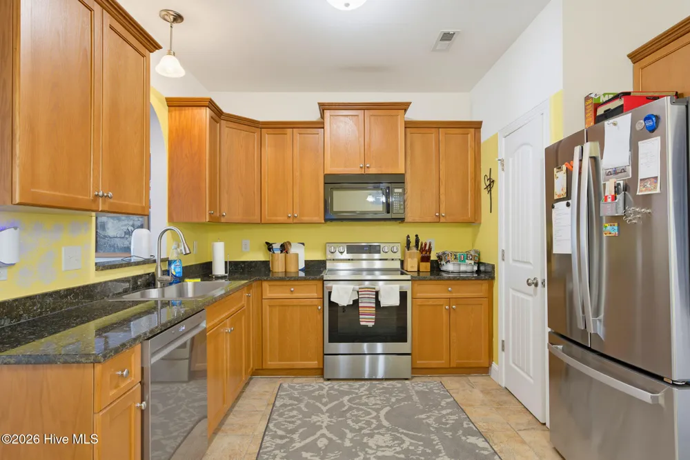 106 Parrot Landing Drive Hubert, NC 28539