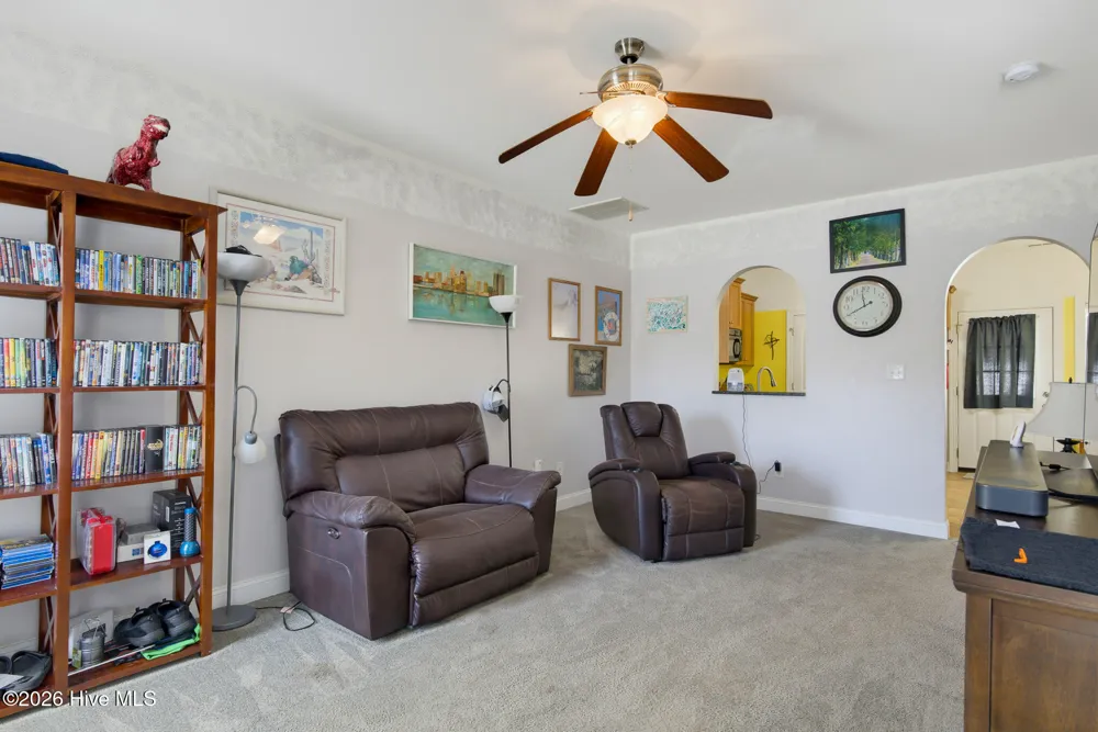 106 Parrot Landing Drive Hubert, NC 28539