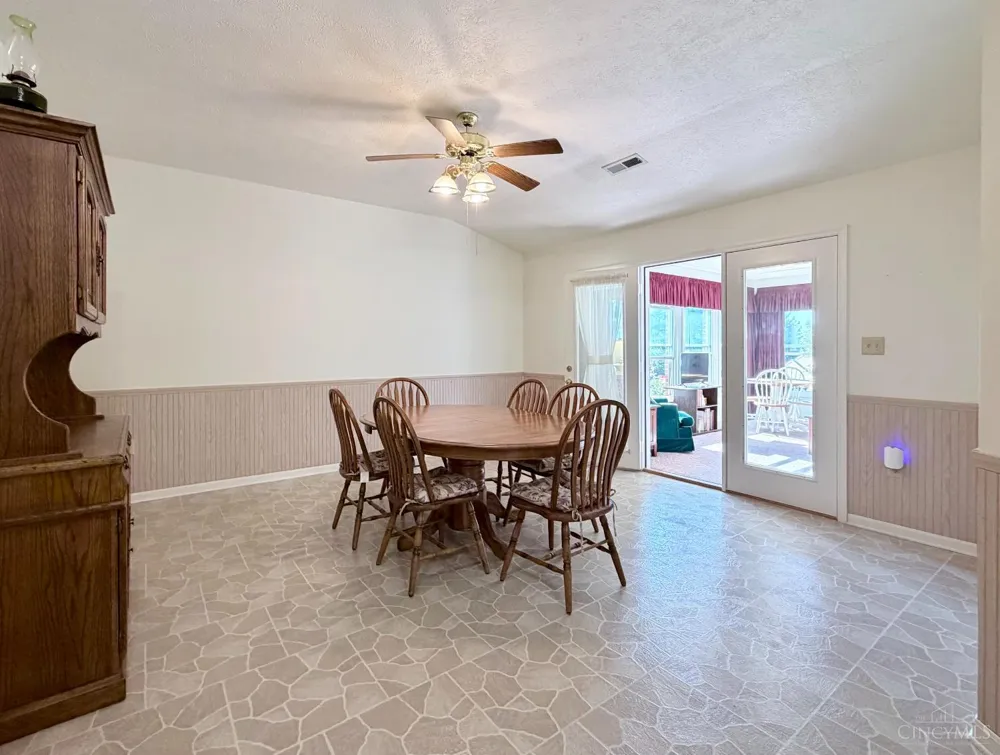 1848 Rosina Drive Miamisburg, OH 45342
