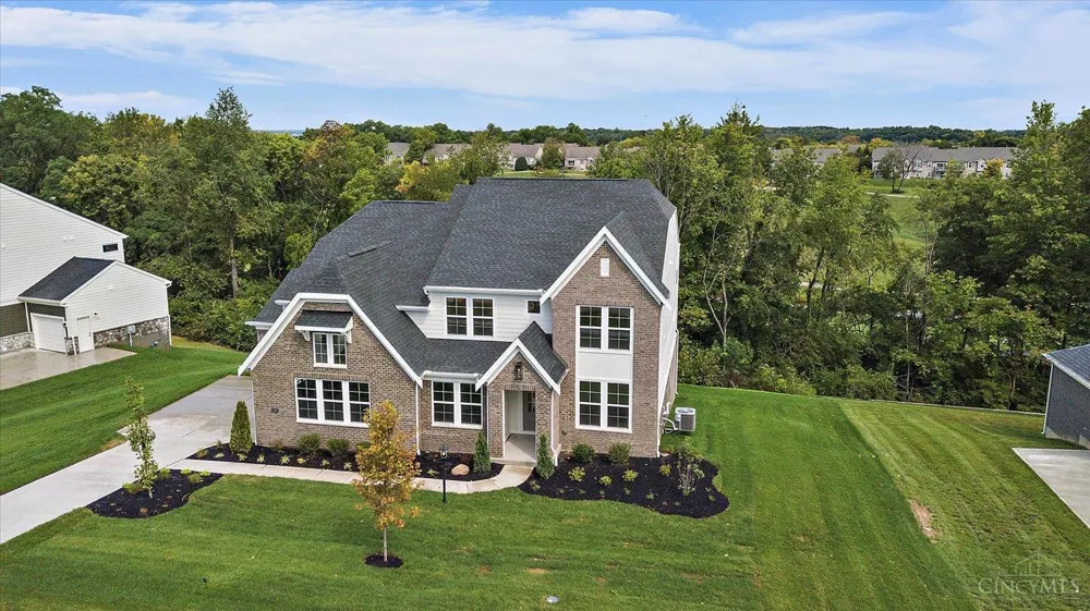 2460 Bent Grass Drive Beavercreek, OH 45431