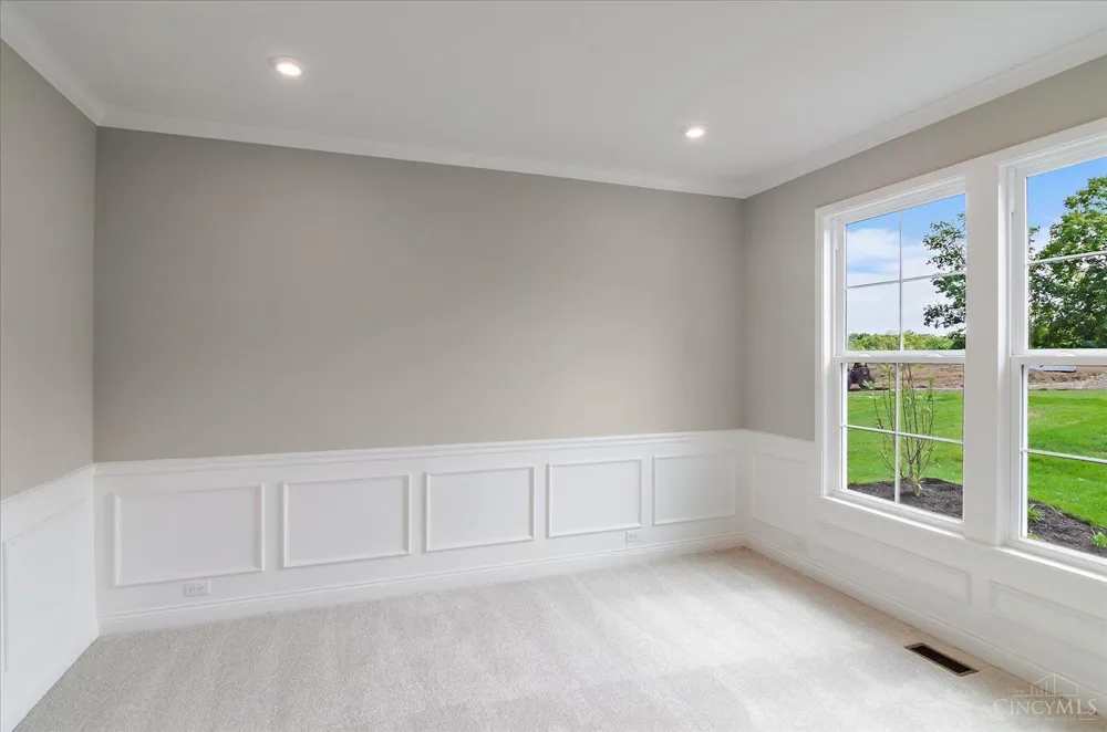 2460 Bent Grass Drive Beavercreek, OH 45431