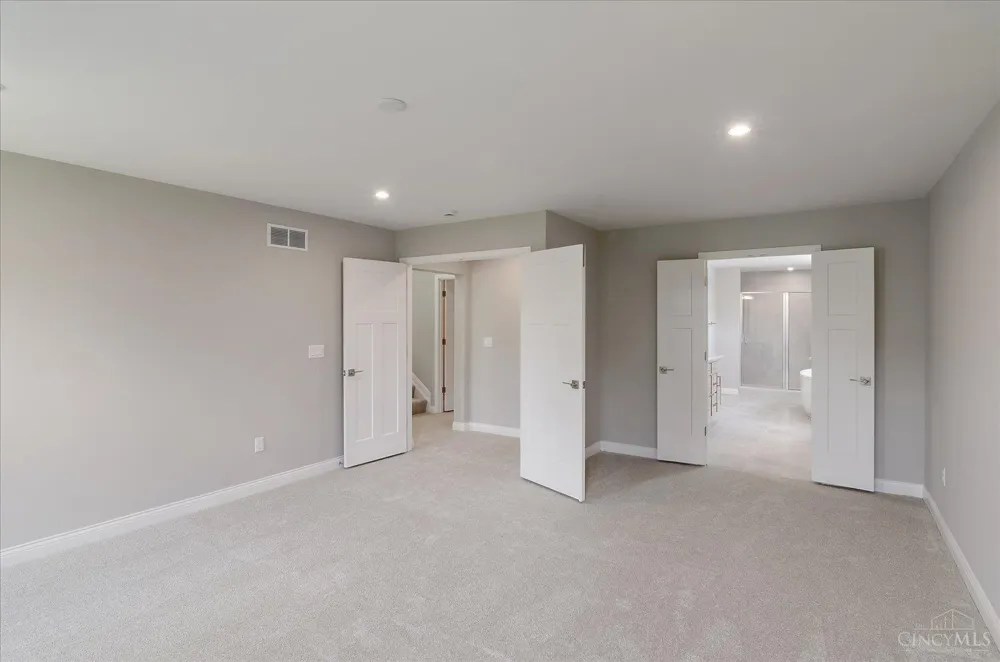 2460 Bent Grass Drive Beavercreek, OH 45431