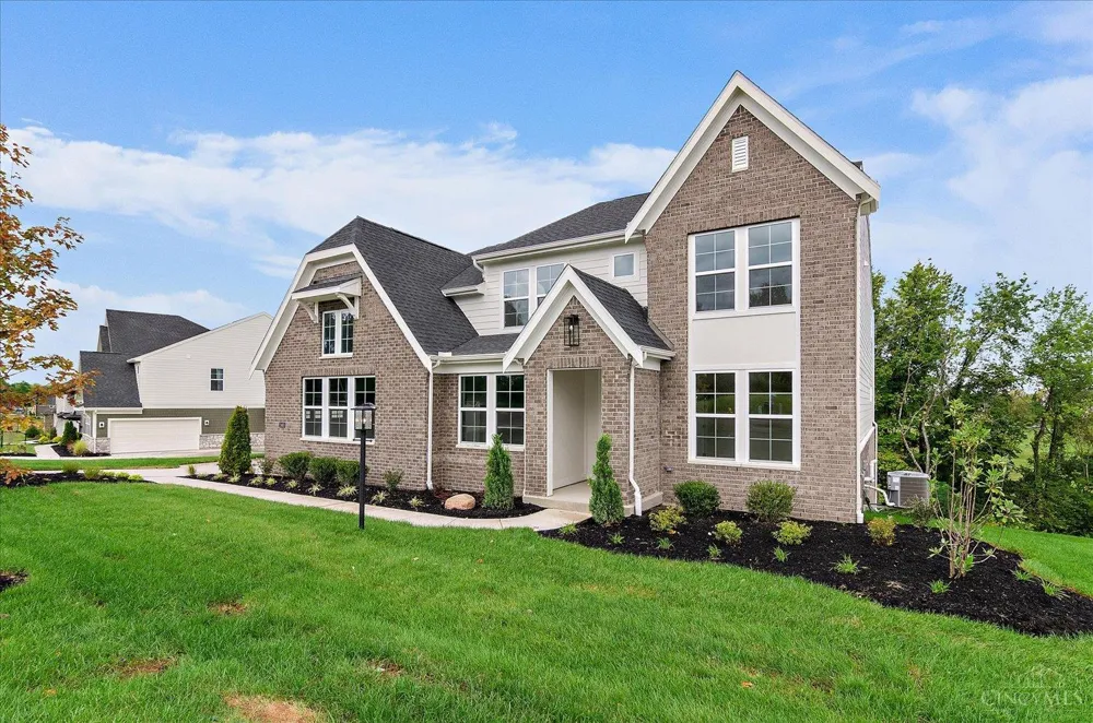 2460 Bent Grass Drive Beavercreek, OH 45431