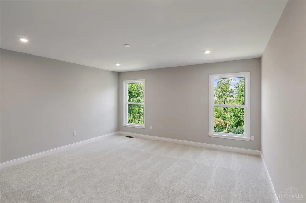 2460 Bent Grass Drive Beavercreek, OH 45431