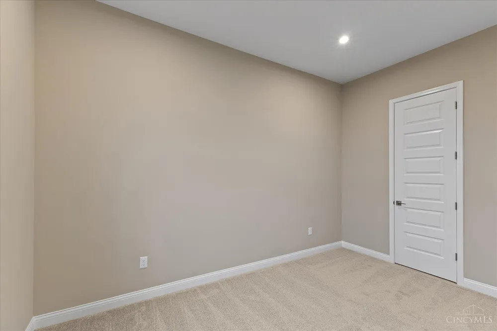 2504 Bent Grass Drive Beavercreek, OH 45431