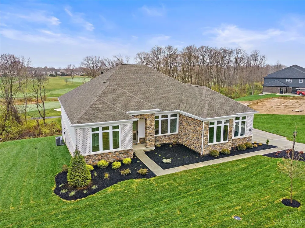 2504 Bent Grass Drive Beavercreek, OH 45431