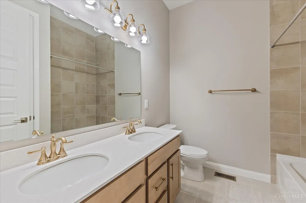 2504 Bent Grass Drive Beavercreek, OH 45431
