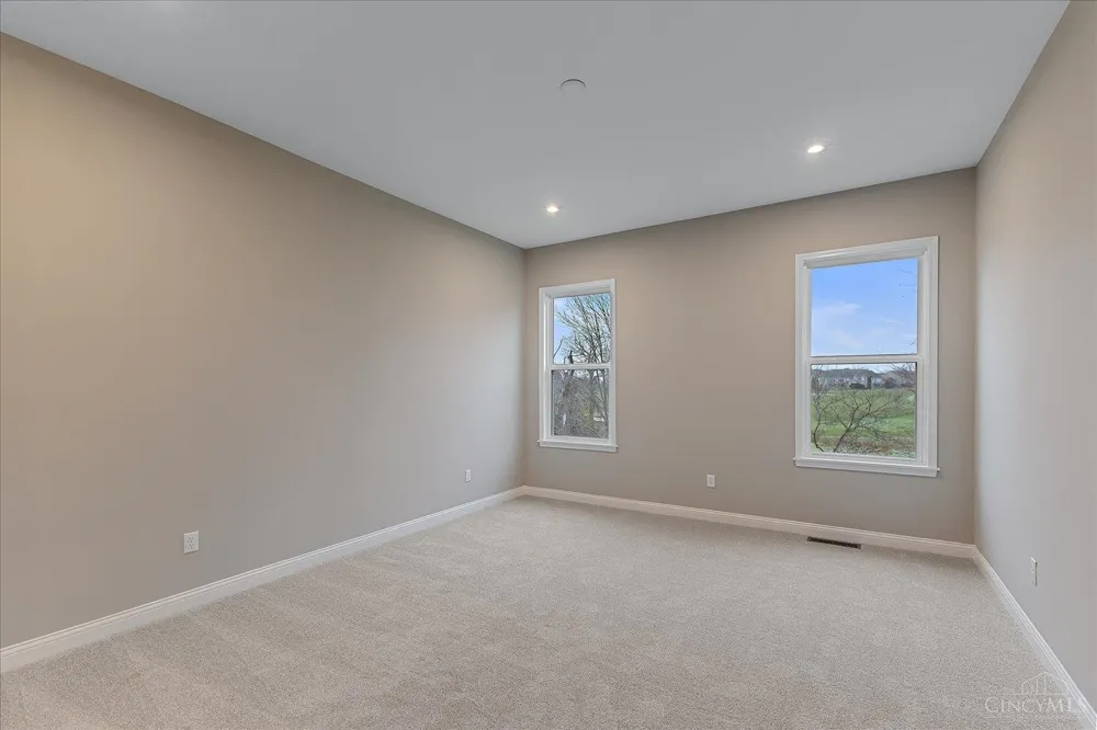 2504 Bent Grass Drive Beavercreek, OH 45431