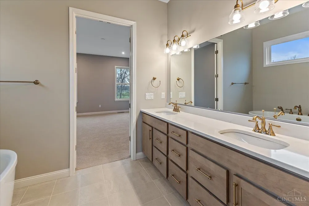 2504 Bent Grass Drive Beavercreek, OH 45431