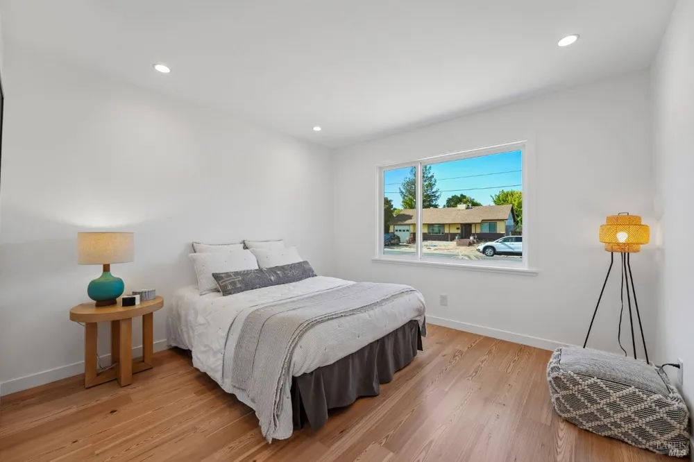 106 La Pasada Way San Rafael, CA 94903