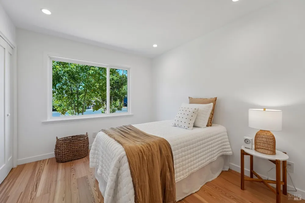106 La Pasada Way San Rafael, CA 94903