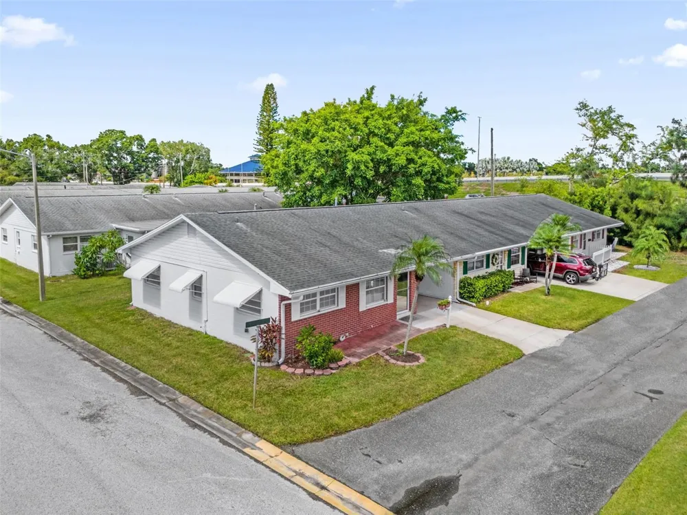 4999 SPRINGWOOD COURT Pinellas Park, FL 33782