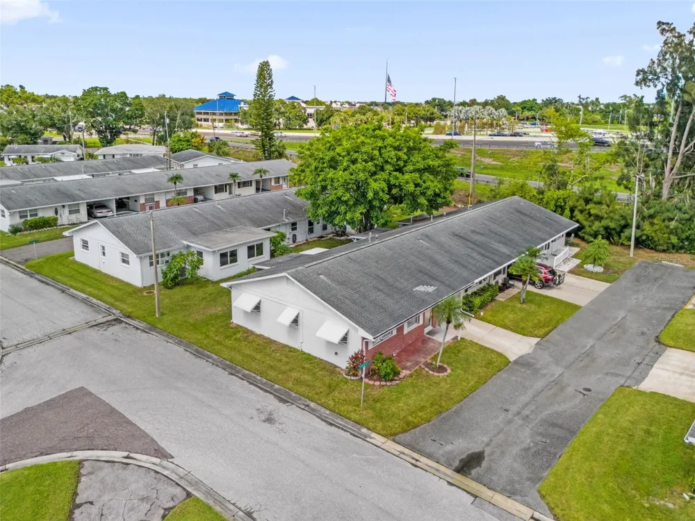 4999 SPRINGWOOD COURT Pinellas Park, FL 33782