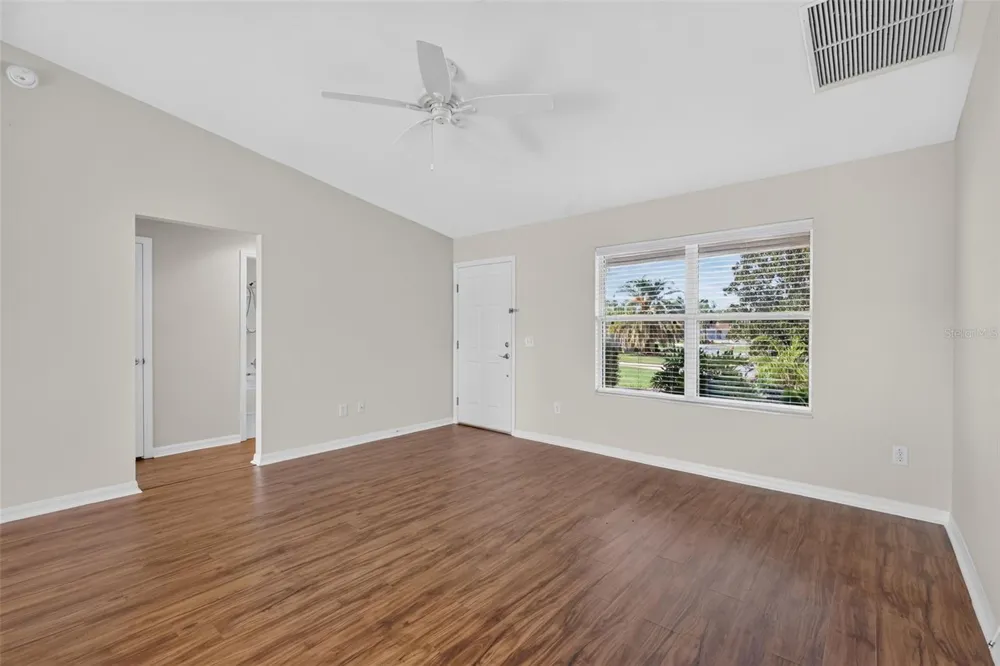 2112 KERWOOD LOOP The Villages, FL 32162