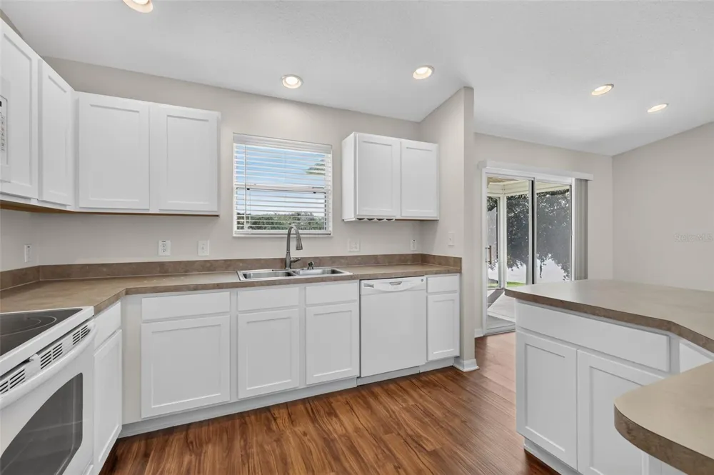 2112 KERWOOD LOOP The Villages, FL 32162