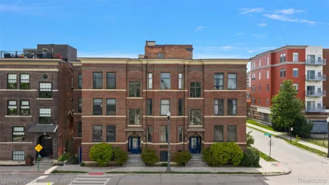 112 Watson Street #24
