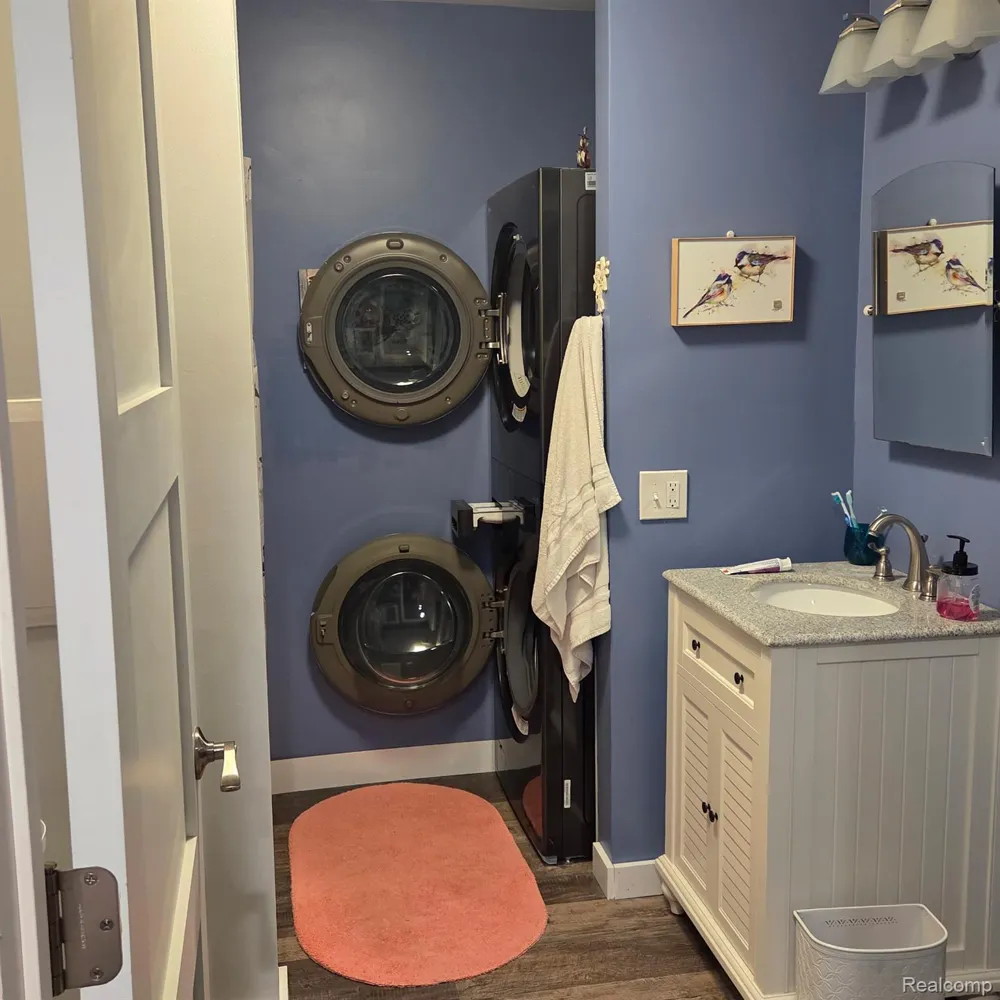 1678 E Shore Drive Clement Township, MI 48610