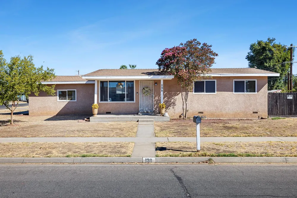 138 W Escalon Avenue Fresno, CA 93704