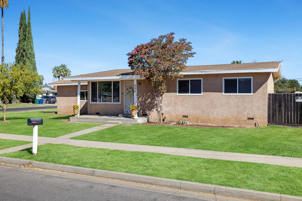 138 W Escalon Avenue Fresno, CA 93704