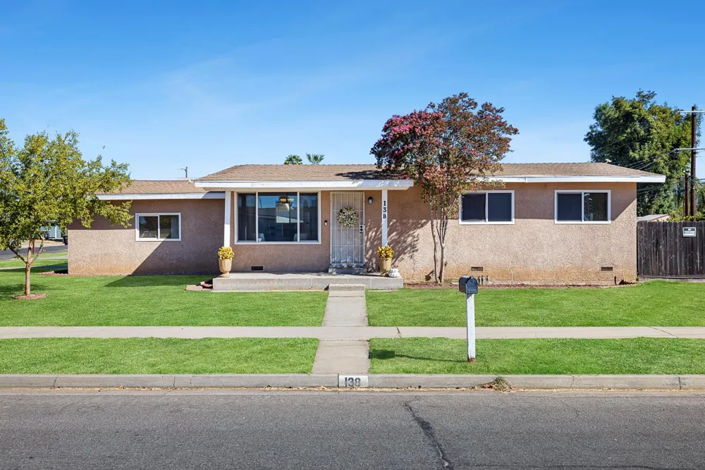 138 W Escalon Avenue Fresno, CA 93704