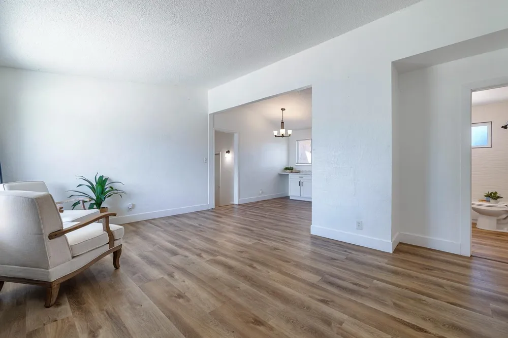 138 W Escalon Avenue Fresno, CA 93704