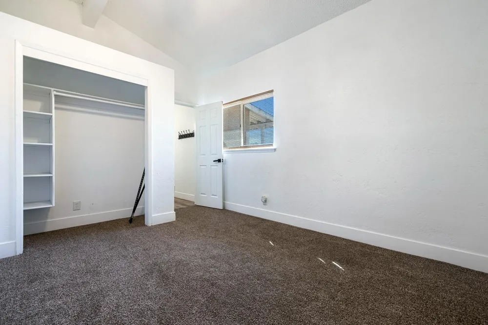 138 W Escalon Avenue Fresno, CA 93704