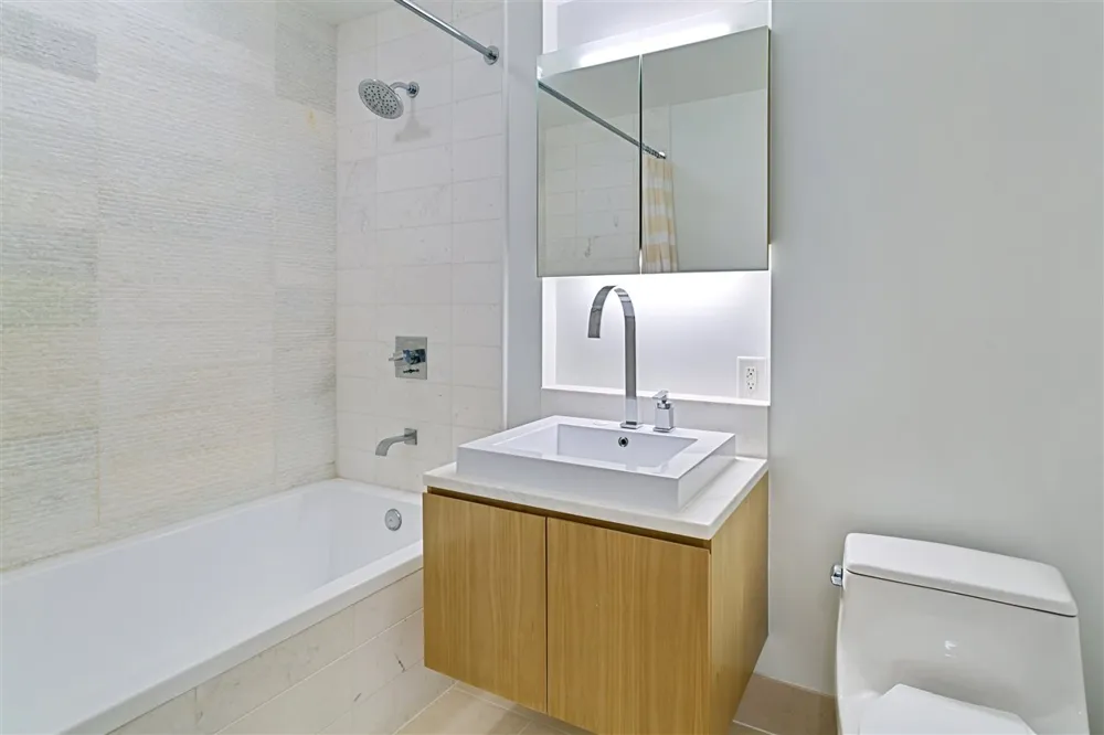 77 HUDSON ST Jersey City, NJ 07302