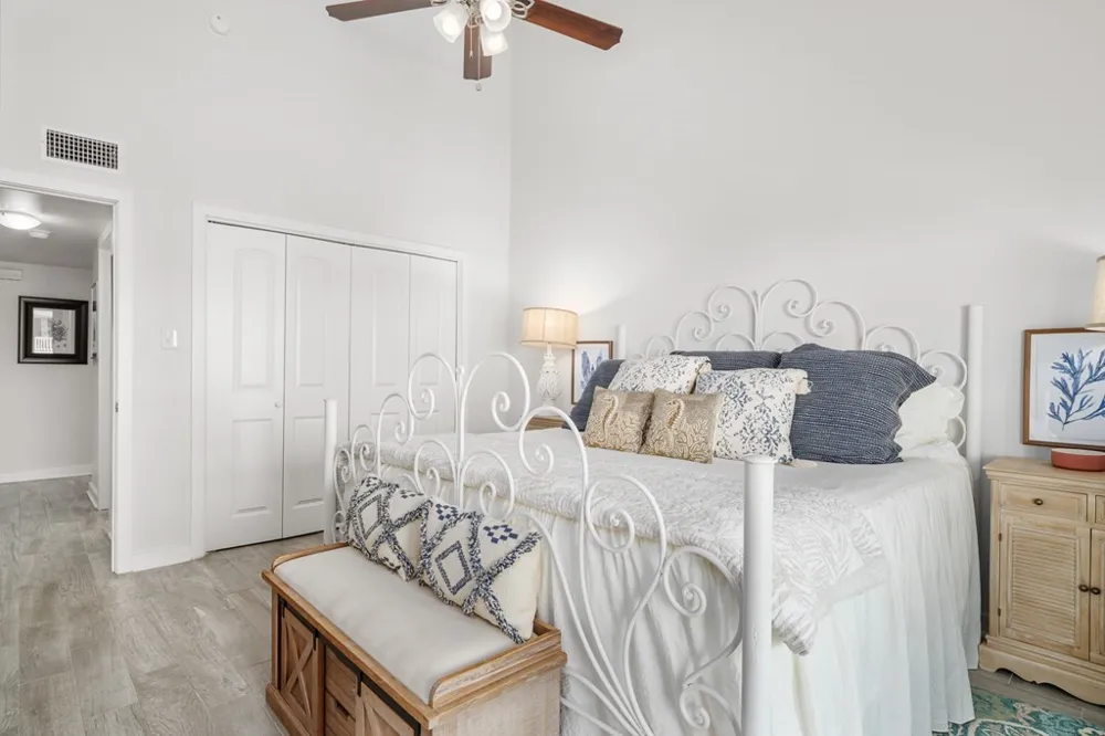 709 Lauderdale Drive #709 Rockport, TX 78382