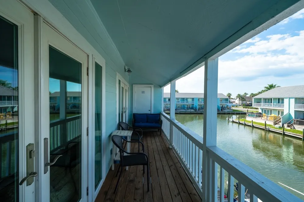 709 Lauderdale Drive #709 Rockport, TX 78382