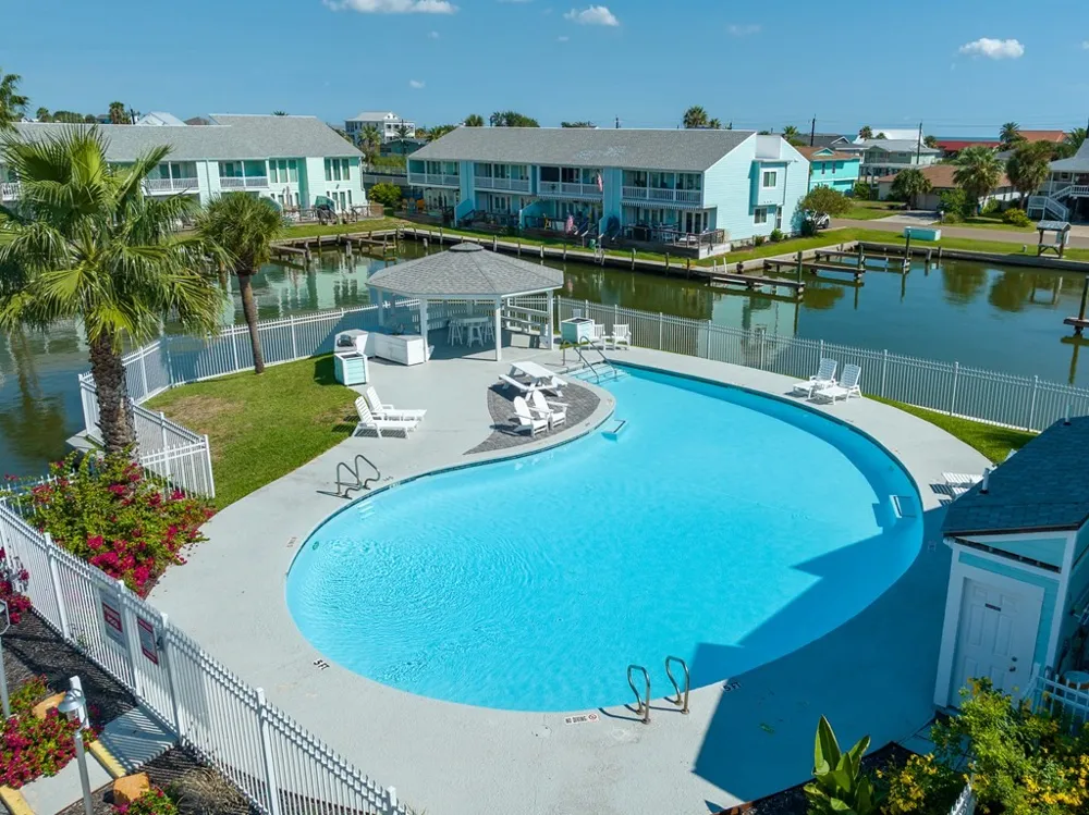 709 Lauderdale Drive #709 Rockport, TX 78382