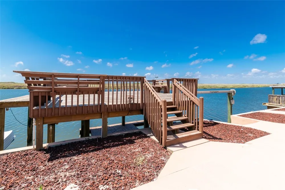 15849 El Soccorro Corpus Christi, TX 78418